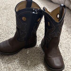 Magellan Outdoors Kids Brown Boots